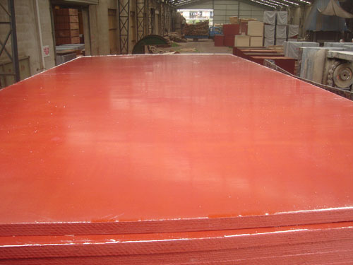 red film faced plywood